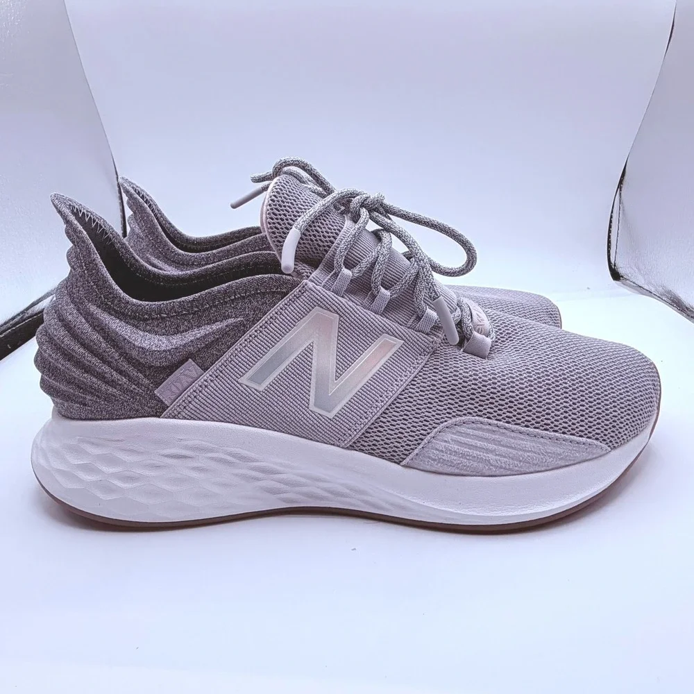 New Balance Fresh Foam Roav Womens 9.5 Grey WROAVTP Excellent Running Shoes